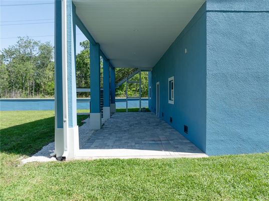 Backyard, Exterior