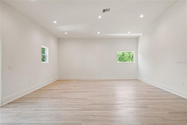 Empty room, Interior, Recessed Lighting, Wood Texture Flooring
