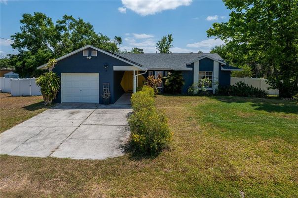 Attached, Backyard, Exterior, Facade, Ranch