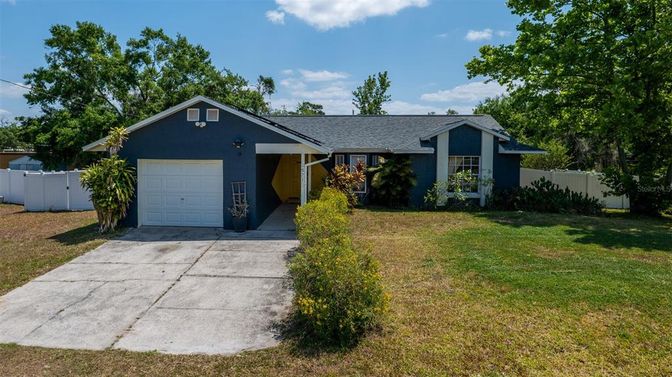 Attached, Backyard, Exterior, Facade, Ranch