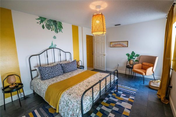 Bedroom, Interior, Pendant Lights