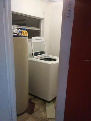 Interior, Washer