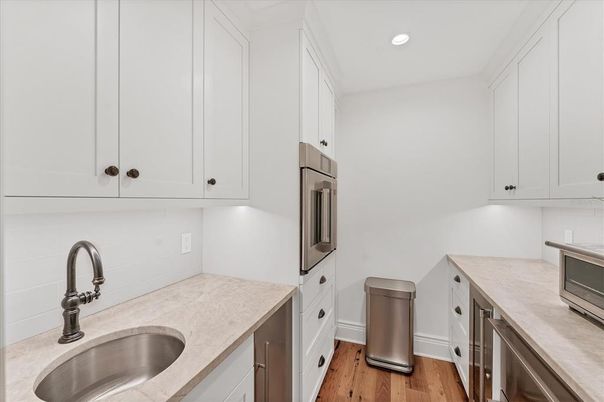Interior, Kitchen, Recessed Lighting, Wood Texture Flooring