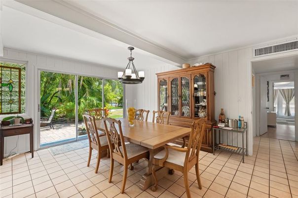 Dining room, Interior, Pendant Lights