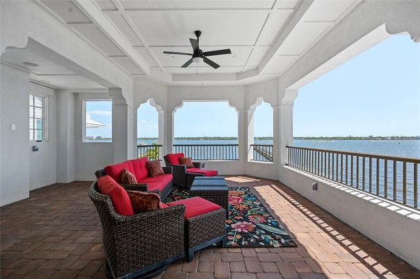 Exterior, Interior, Water