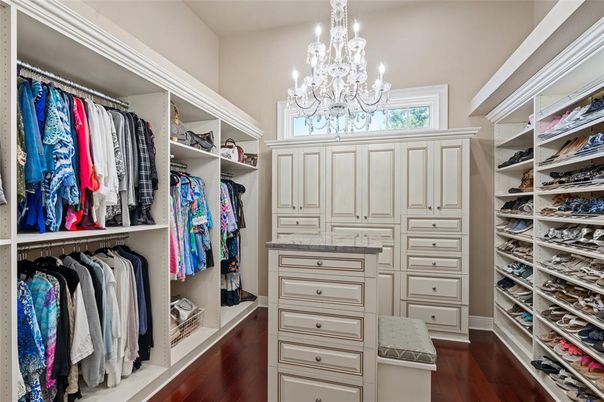 Chandelier, Interior, Walk-in Closets, Wood Texture Flooring