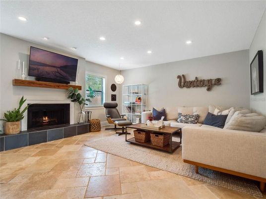 Fireplace, Interior, Living room, Pendant Lights, Recessed Lighting