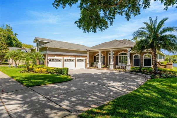 Attached, Exterior, Facade, Ranch