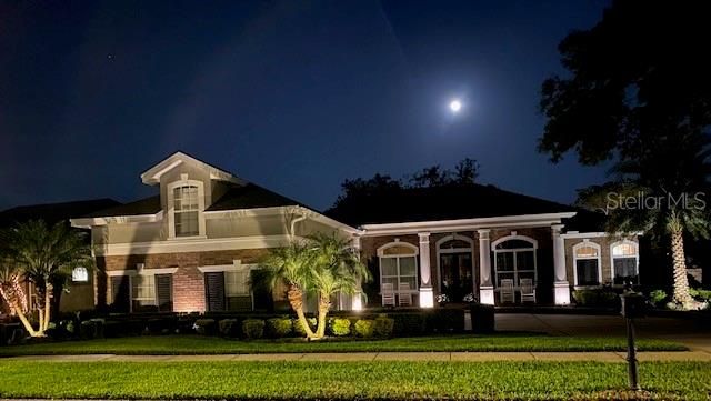 Backyard, Exterior, Facade, Brick Facade, Ranch