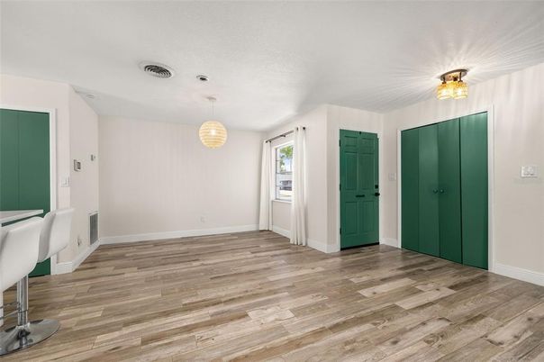 Empty room, Interior, Pendant Lights, Wood Texture Flooring