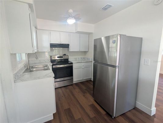 Interior, Kitchen, Stainless Steel Appliances, Wood Texture Flooring
