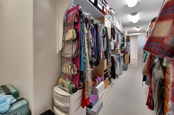 Interior, Walk-in Closets