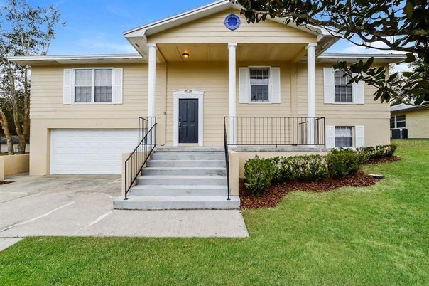 Attached, Exterior, Facade, Raised Ranch