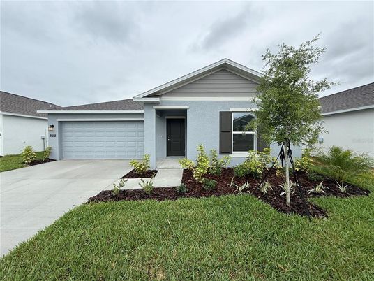Attached, Exterior, Facade, Ranch