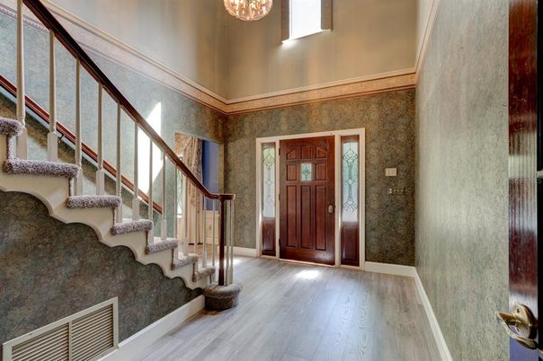 Chandelier, Interior, Wood Texture Flooring
