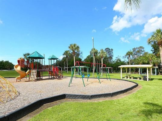 Backyard, Exterior, Playground
