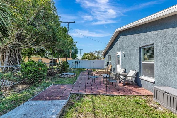 Backyard, Exterior