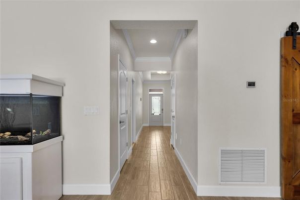 Interior, Recessed Lighting, Wood Texture Flooring