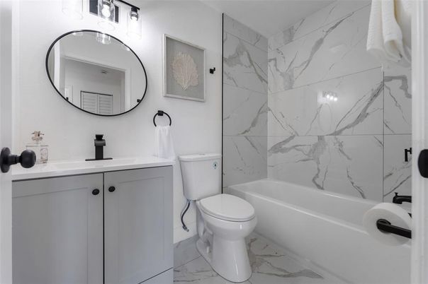 Bathroom, Interior, Marble, Marble Walls