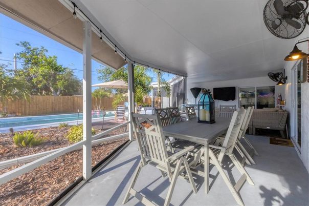 Dining room, Interior, Sun Room