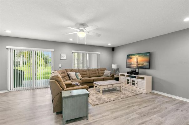 Interior, Living room, Recessed Lighting, Wood Texture Flooring