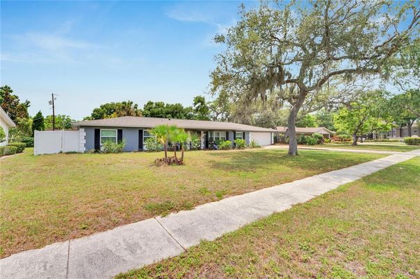 Backyard, Exterior, Facade, Ranch