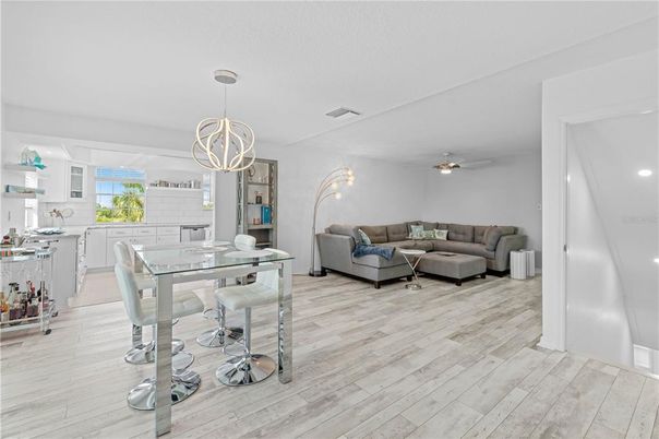 Dining room, Interior, Kitchen, Living room, Pendant Lights, Recessed Lighting, Wood Texture Flooring