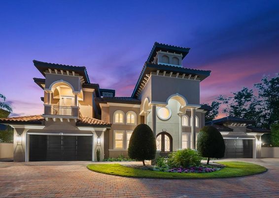 Attached, Exterior, Facade, Mediterranean