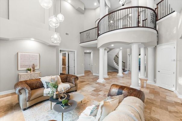 Interior, Living room, Pendant Lights, Recessed Lighting