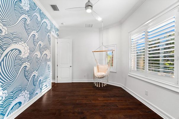 Interior, Pendant Lights, Recessed Lighting, Wood Texture Flooring