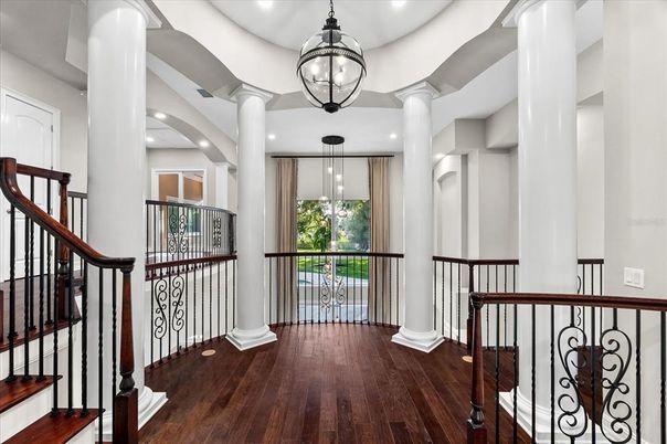 Interior, Pendant Lights, Recessed Lighting, Wood Texture Flooring