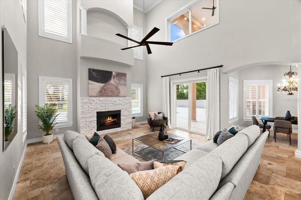 Chandelier, Dining room, Fireplace, Interior, Living room, Pendant Lights