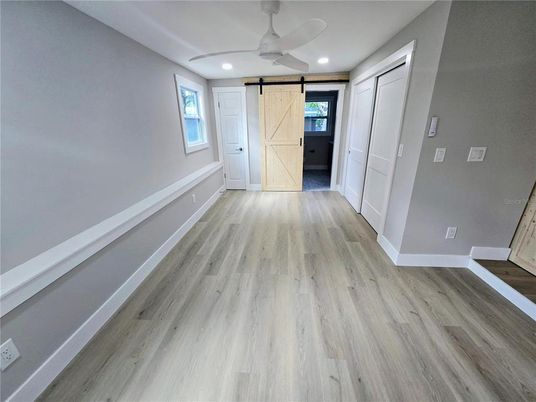 Empty room, Interior, Recessed Lighting, Wood Texture Flooring