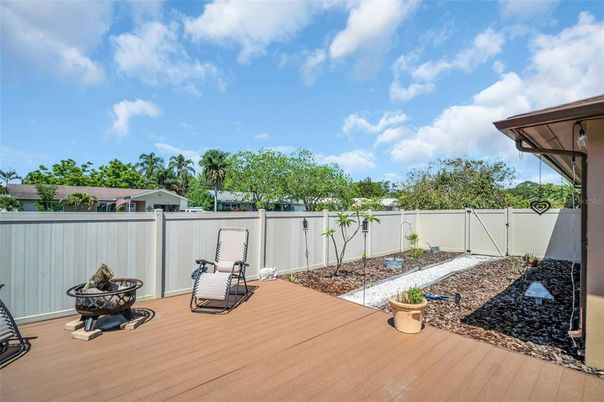 Backyard, Exterior
