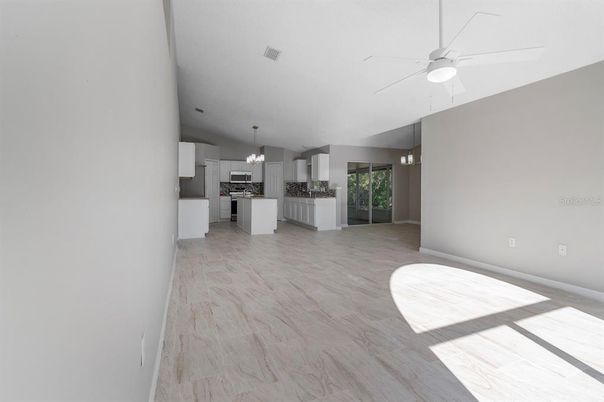Chandelier, Empty room, Interior, Kitchen