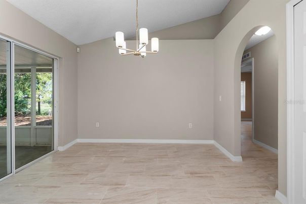 Empty room, Interior, Pendant Lights