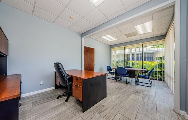 Home Office, Interior, Recessed Lighting, Wood Texture Flooring
