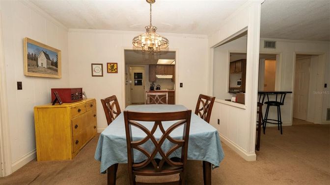 Chandelier, Dining room, Interior, Kitchen