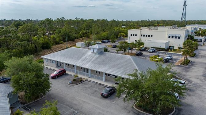 Exterior, Drone