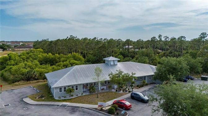 Exterior, Drone