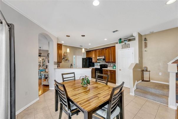 Dining room, Interior, Kitchen, Pendant Lights, Recessed Lighting, Stainless Steel Appliances