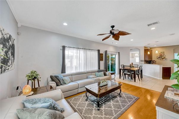 Dining room, Interior, Living room, Pendant Lights, Recessed Lighting, Wood Texture Flooring
