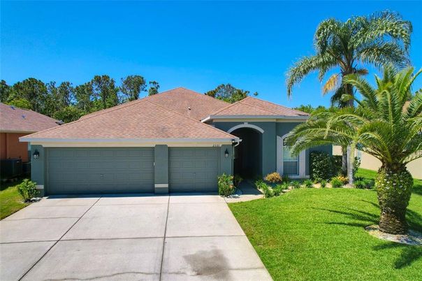 Attached, Backyard, Exterior, Facade, Ranch