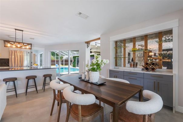 Dining room, Interior, Kitchen, Pendant Lights, Stainless Steel Appliances