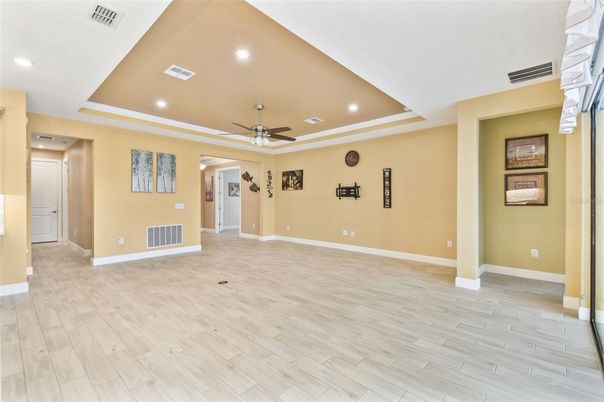 Empty room, Interior, Recessed Lighting, Wood Texture Flooring