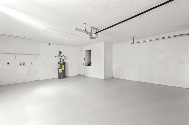Garage, Interior