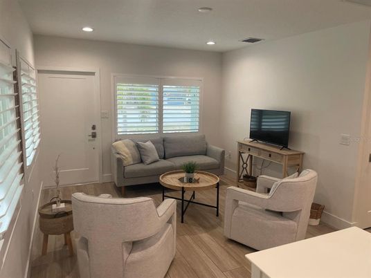 Interior, Living room, Recessed Lighting, Wood Texture Flooring