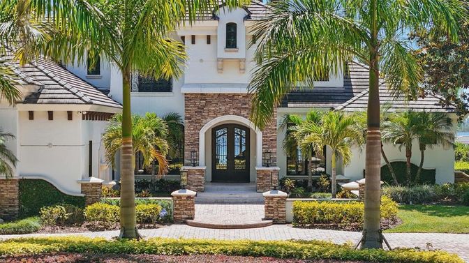 Exterior, Facade, Brick Facade, Spanish Mediterranean