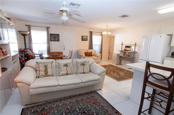 Chandelier, Dining room, Interior, Living room