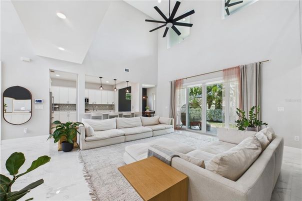 Interior, Kitchen, Living room, Marble, Pendant Lights, Recessed Lighting